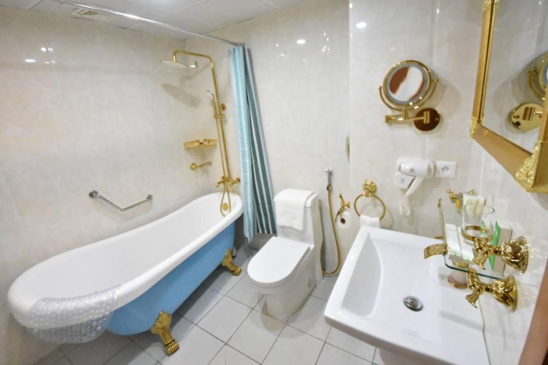 Grand Hotel Aeroport, ドゥアラ エクステリア 写真